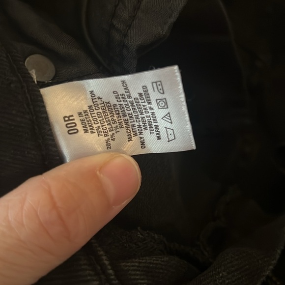 Black Distressed Jeans Aeropostale 00R worn once - Picture 2 of 2